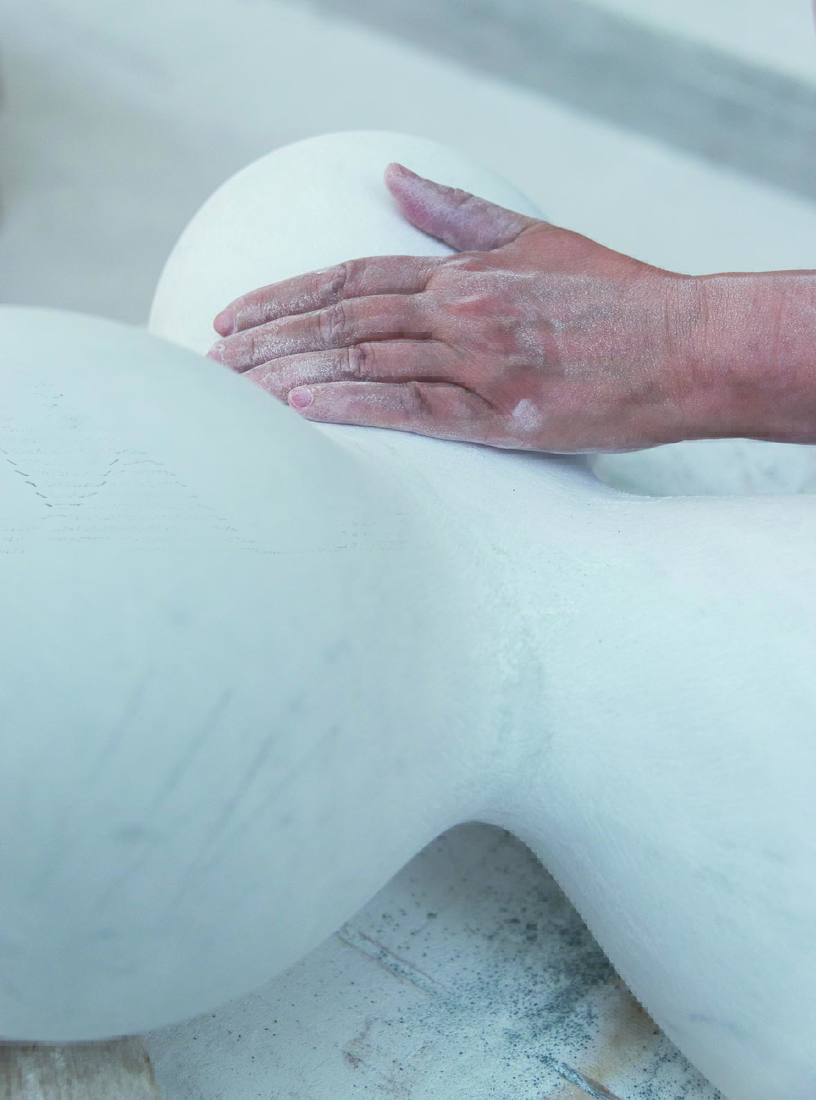 片羽—選擇的記憶 薩璨如個展 貝杜藝術代理藝術家薩璨如Cynthia Sah、尼古拉．貝杜Nicolas Bertoux，義大利卡拉拉大理石雕雕塑，大型公共藝術景觀藝術美術館雕刻典