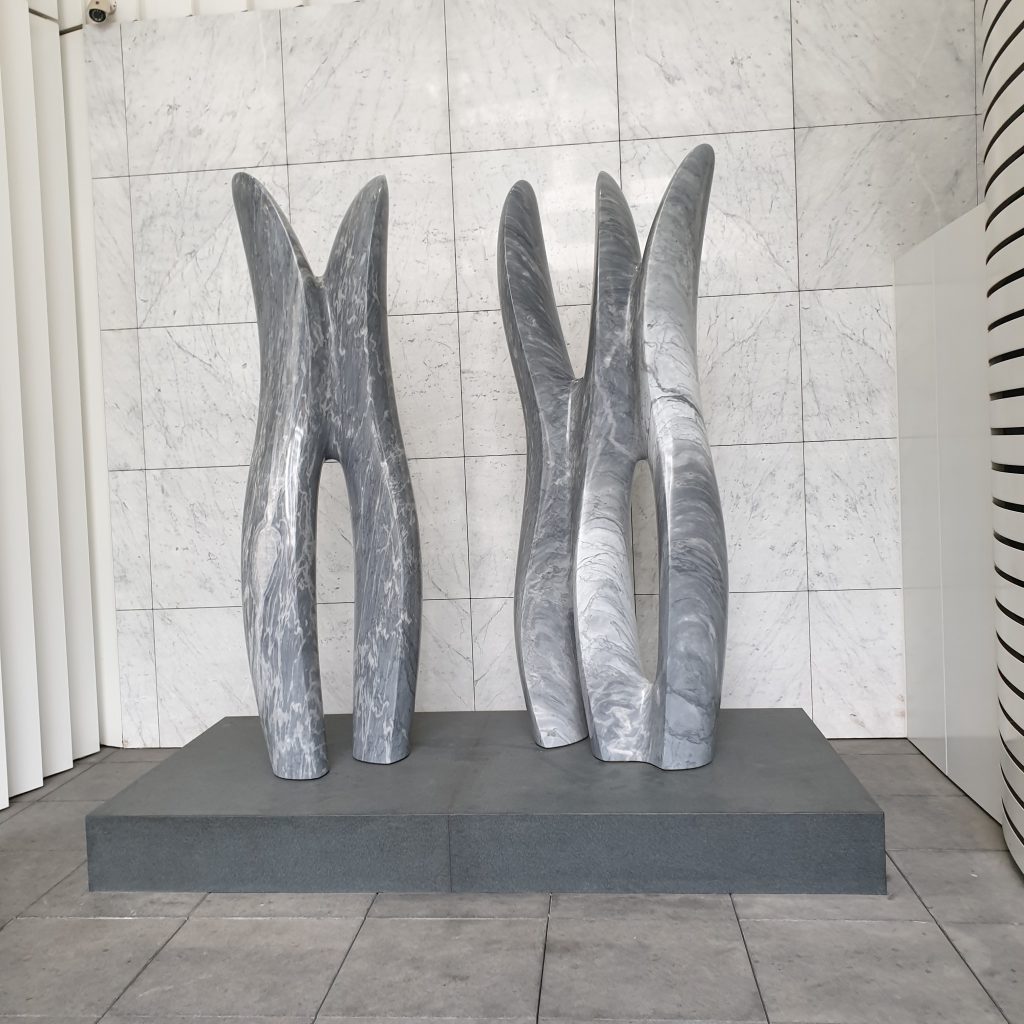 貝杜藝術代理藝術家薩璨如Cynthia Sah、尼古拉．貝杜Nicolas Bertoux，義大利卡拉拉大理石雕雕塑，大型公共藝術景觀藝術美術館雕刻典藏