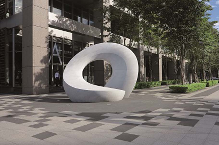 貝杜藝術代理藝術家薩璨如Cynthia Sah、尼古拉.貝杜Nicolas Bertoux,義大利卡拉拉大理石雕雕塑,大型公共藝術景觀藝術美術館雕刻典藏