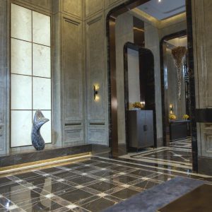 貝杜藝術代理藝術家薩璨如Cynthia Sah、尼古拉．貝杜Nicolas Bertoux，義大利卡拉拉大理石雕雕塑，大型公共藝術景觀藝術美術館雕刻典藏