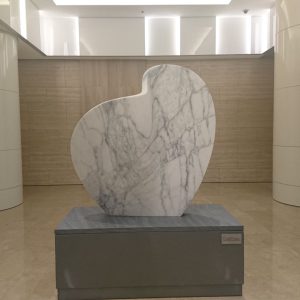 貝杜藝術代理藝術家薩璨如Cynthia Sah、尼古拉．貝杜Nicolas Bertoux，義大利卡拉拉大理石雕雕塑，大型公共藝術景觀藝術美術館雕刻典藏