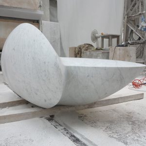 貝杜藝術代理藝術家薩璨如Cynthia Sah、尼古拉．貝杜Nicolas Bertoux，義大利卡拉拉大理石雕雕塑，大型公共藝術景觀藝術美術館雕刻典藏