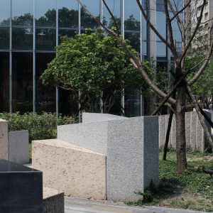 貝杜藝術代理藝術家薩璨如Cynthia Sah、尼古拉．貝杜Nicolas Bertoux，義大利卡拉拉大理石雕雕塑，大型公共藝術景觀藝術美術館雕刻典藏