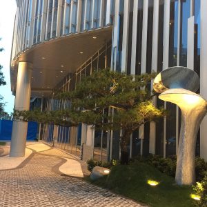 貝杜藝術代理藝術家薩璨如Cynthia Sah、尼古拉．貝杜Nicolas Bertoux，義大利卡拉拉大理石雕雕塑，大型公共藝術景觀藝術美術館雕刻典藏