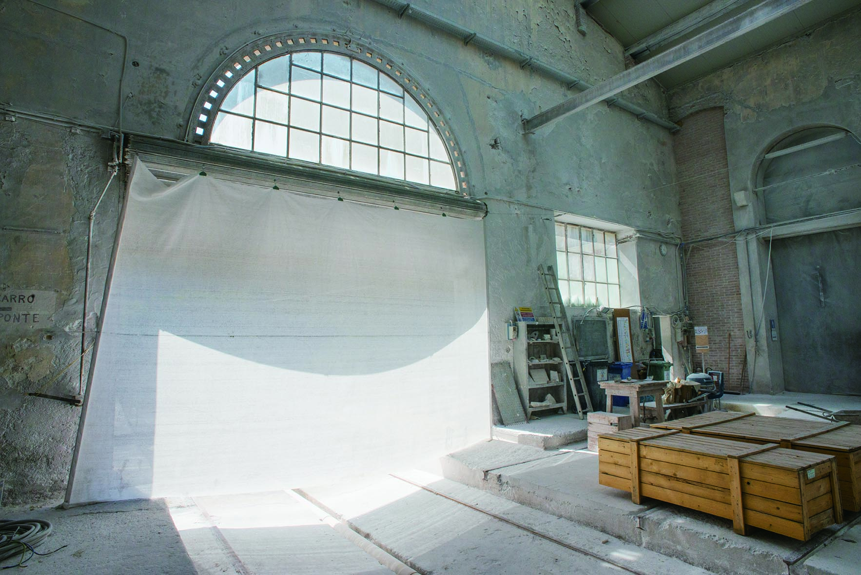 片羽—選擇的記憶 薩璨如個展 貝杜藝術代理藝術家薩璨如Cynthia Sah、尼古拉．貝杜Nicolas Bertoux，義大利卡拉拉大理石雕雕塑，大型公共藝術景觀藝術美術館雕刻典