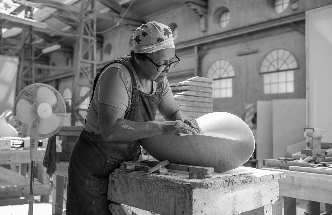 薩璨如 2020 「片羽—選擇的記憶 Selected Memory, A Creative Process」大理石雕刻個展，貝杜藝術。双方藝廊。