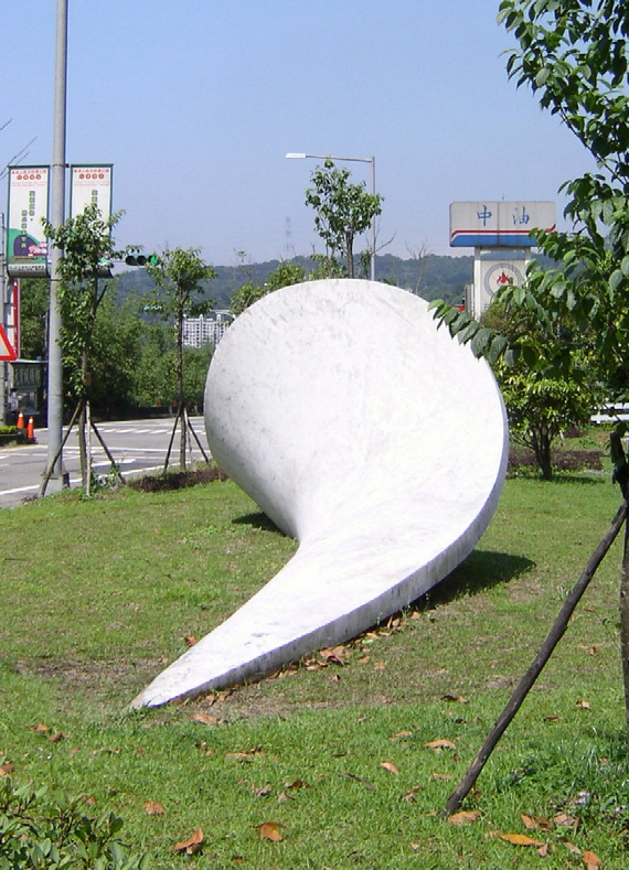 貝杜藝術代理藝術家薩璨如Cynthia Sah、尼古拉.貝杜Nicolas Bertoux,義大利卡拉拉大理石雕雕塑,大型公共藝術景觀藝術美術館雕刻典藏